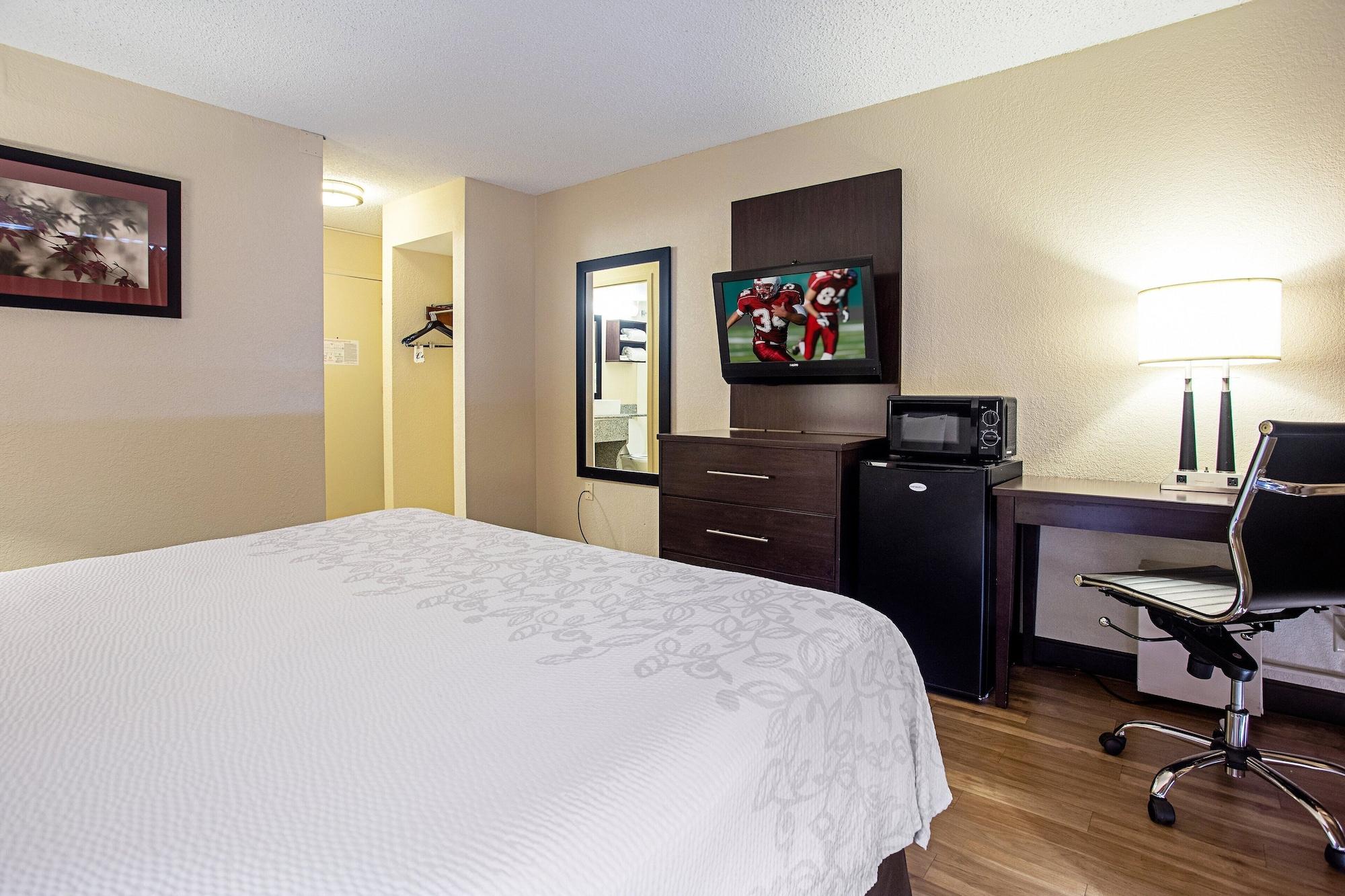 Red Roof Inn Plus+ Wichita East Esterno foto