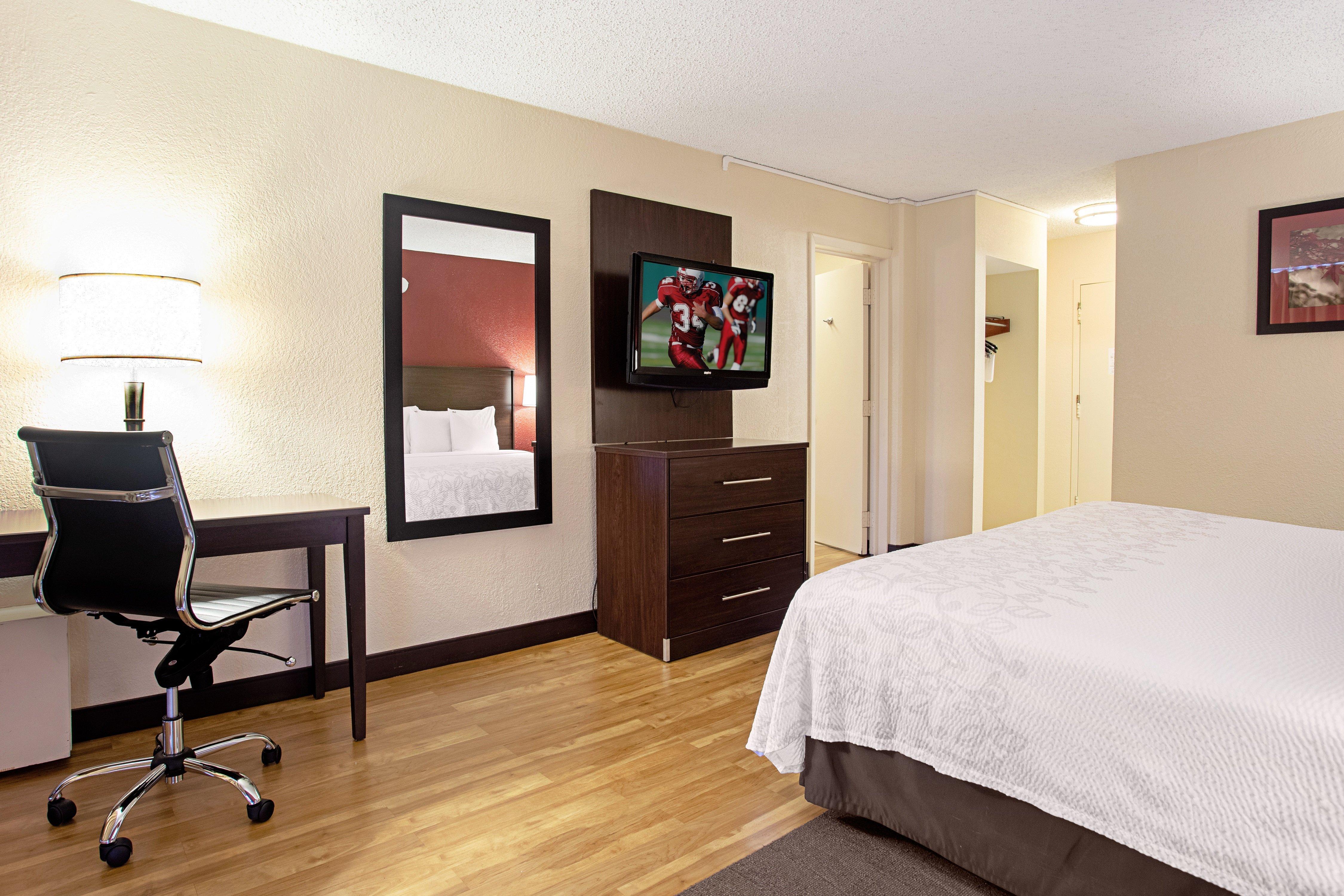 Red Roof Inn Plus+ Wichita East Esterno foto