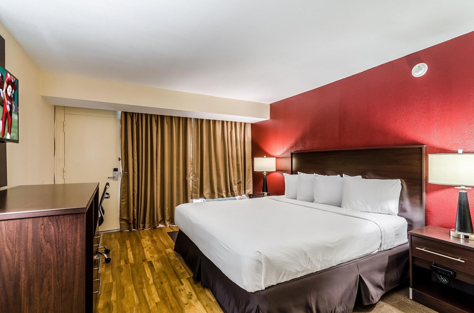 Red Roof Inn Plus+ Wichita East Esterno foto